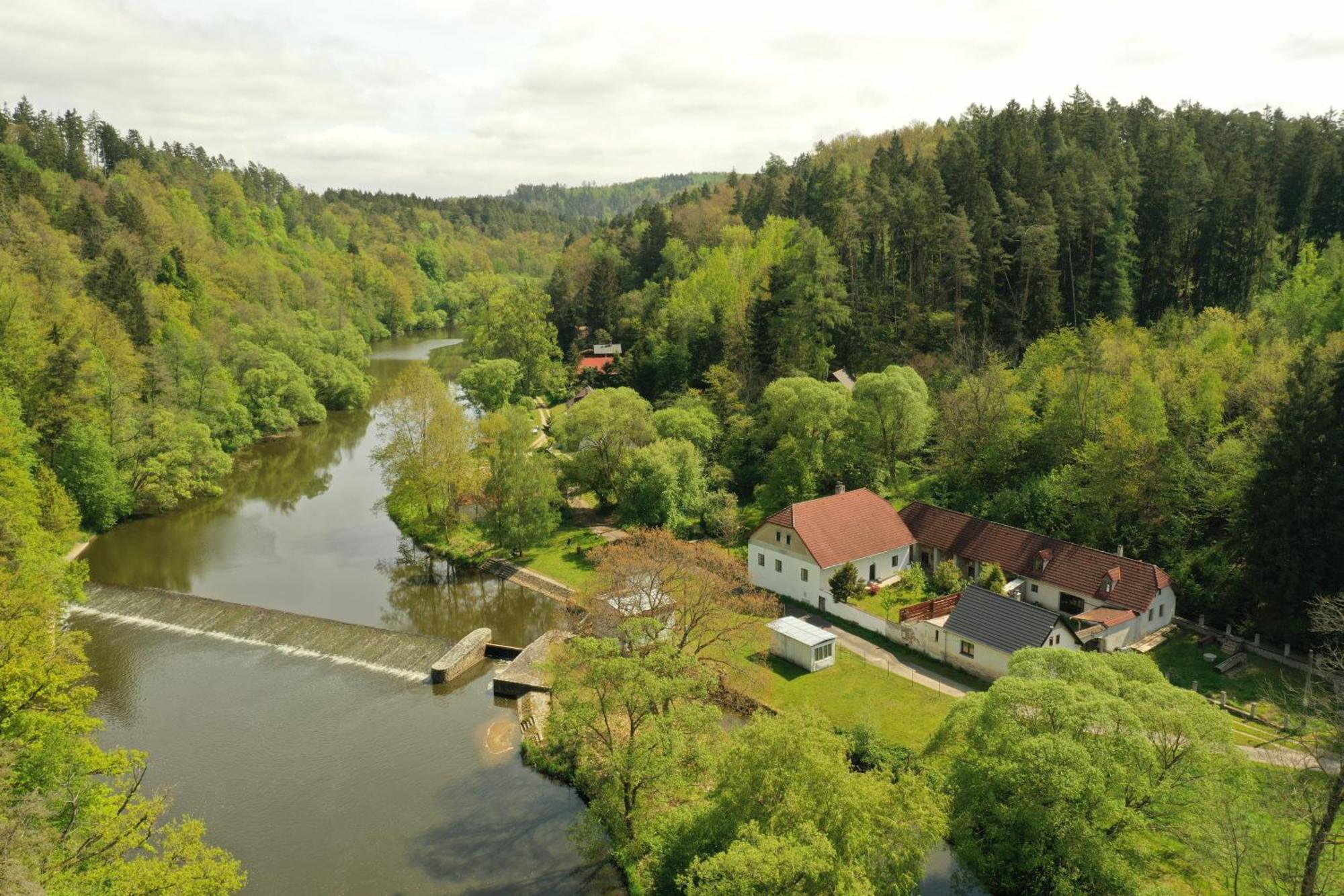 Bejsovcuv Mlyn Villa Becice Buitenkant foto