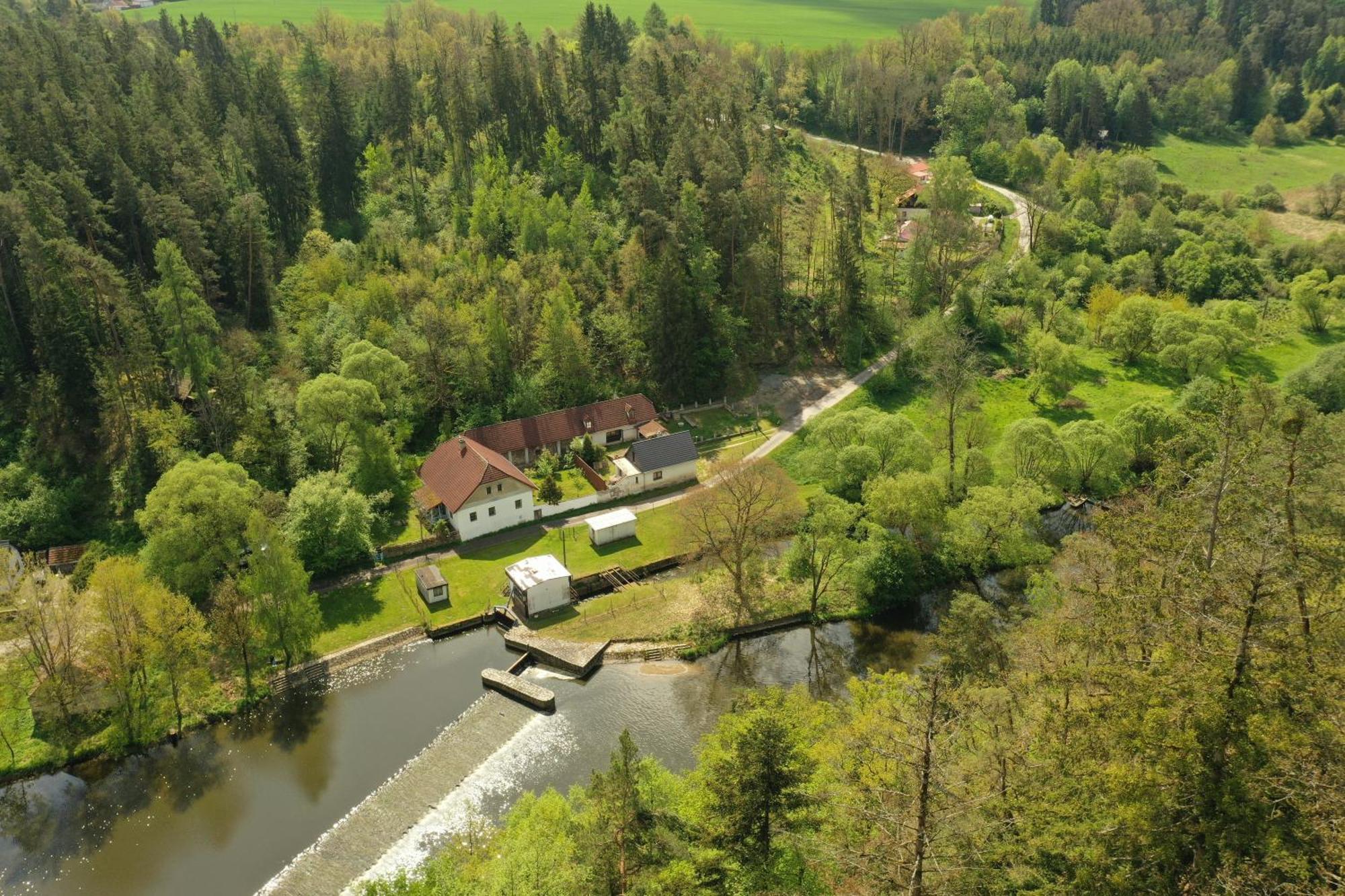 Bejsovcuv Mlyn Villa Becice Buitenkant foto