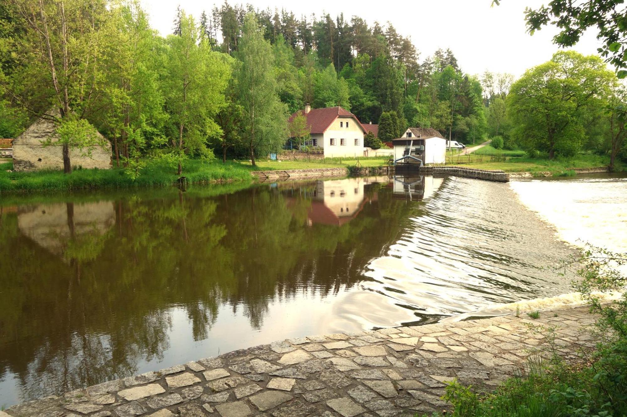 Bejsovcuv Mlyn Villa Becice Buitenkant foto
